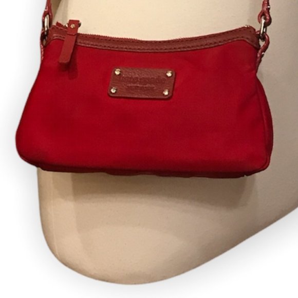 KATE SPADE NEW YORK RED NYLON Pebbled Leather Crossbody Swing bag - Picture 3 of 8